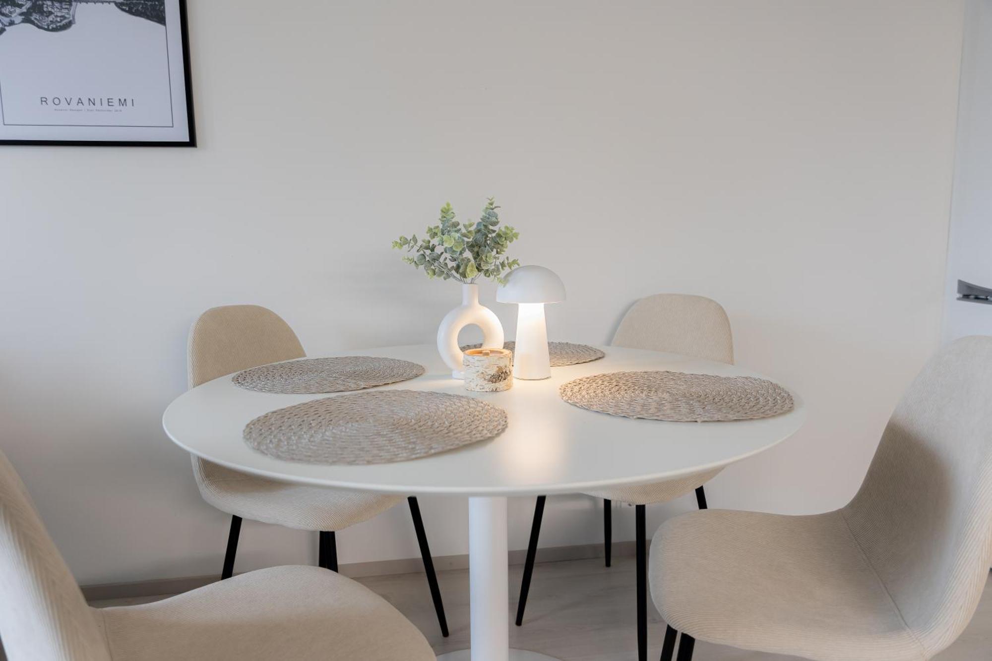 Arctic City Suites By Booklapland Rovaniemi Ngoại thất bức ảnh