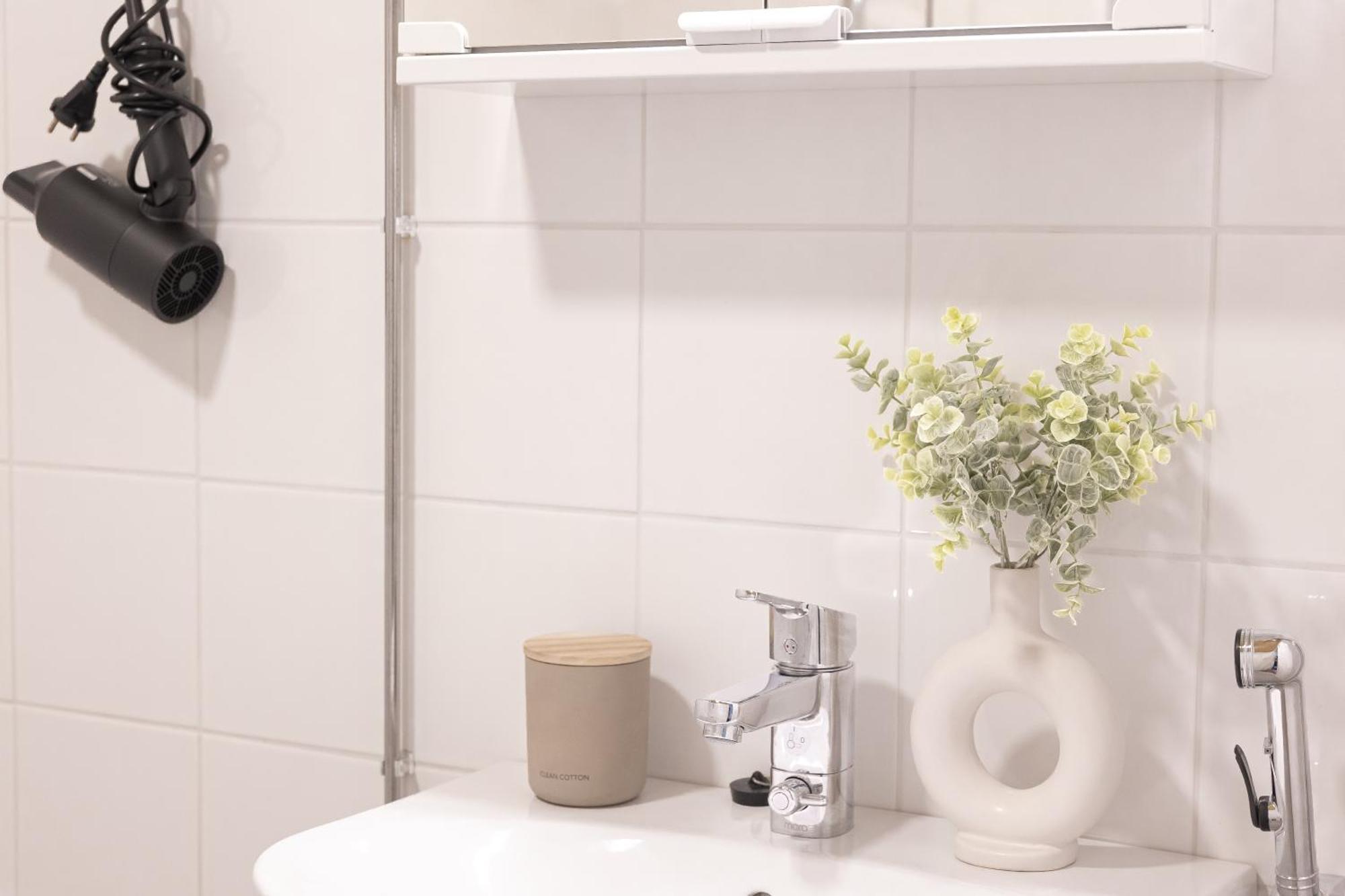 Arctic City Suites By Booklapland Rovaniemi Ngoại thất bức ảnh