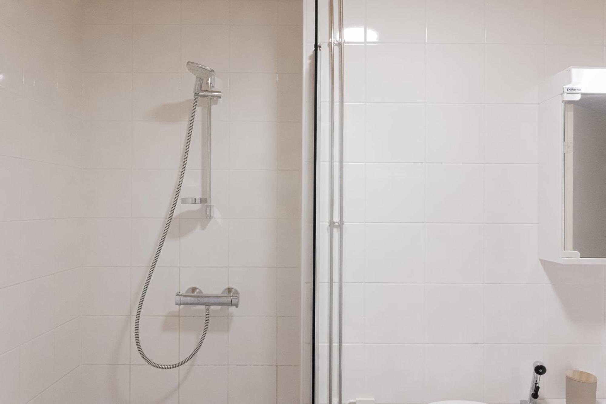 Arctic City Suites By Booklapland Rovaniemi Ngoại thất bức ảnh